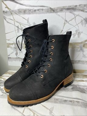 Patinaby Portland Leather Captoe Lace Up Booties